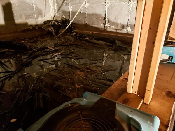 Crawlspace Water Cleanup in New Berlin