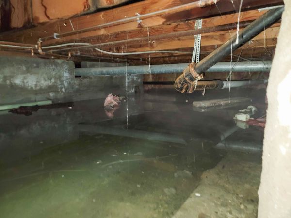 Crawlspace Water Restoration in New Berlin